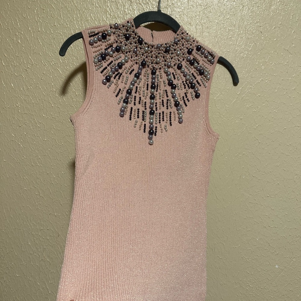 Beaded Short Sleeve Ribbed Top Size Small - Picture 7 of 7